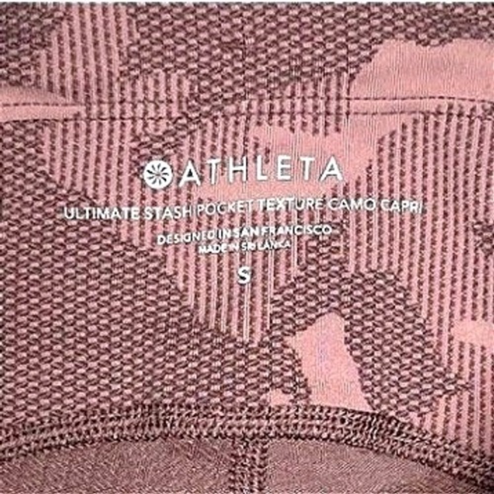 Athleta Ultimate Stash Pocket Capri Small Pink Mauve Camo High Rise Workout EUC - Picture 6 of 8